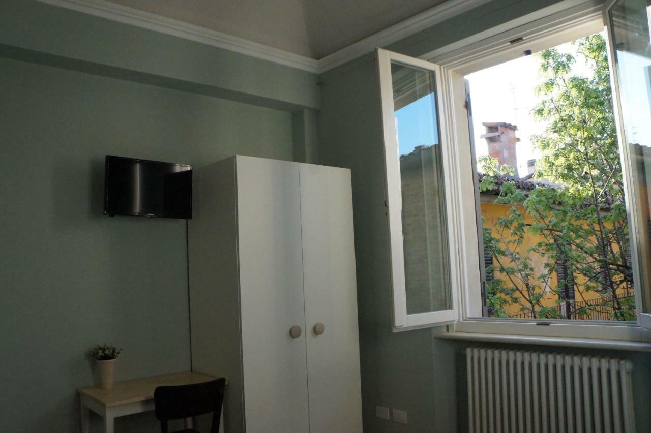 Il Vicolo 48 Bed & Breakfast Pesaro Bagian luar foto
