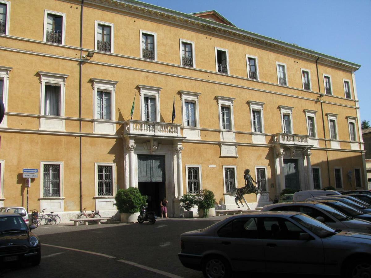 Il Vicolo 48 Bed & Breakfast Pesaro Bagian luar foto