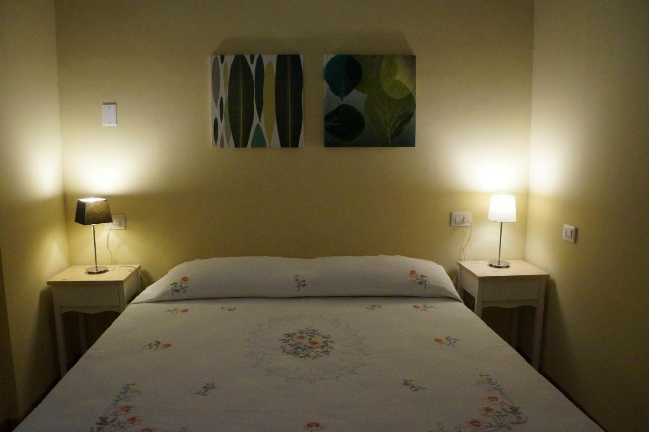 Il Vicolo 48 Bed & Breakfast Pesaro Bagian luar foto