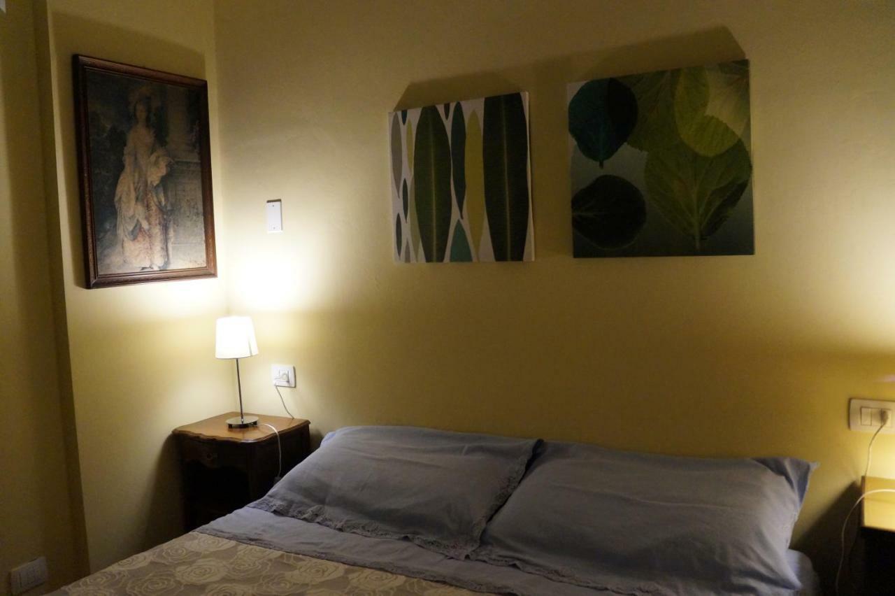 Il Vicolo 48 Bed & Breakfast Pesaro Bagian luar foto