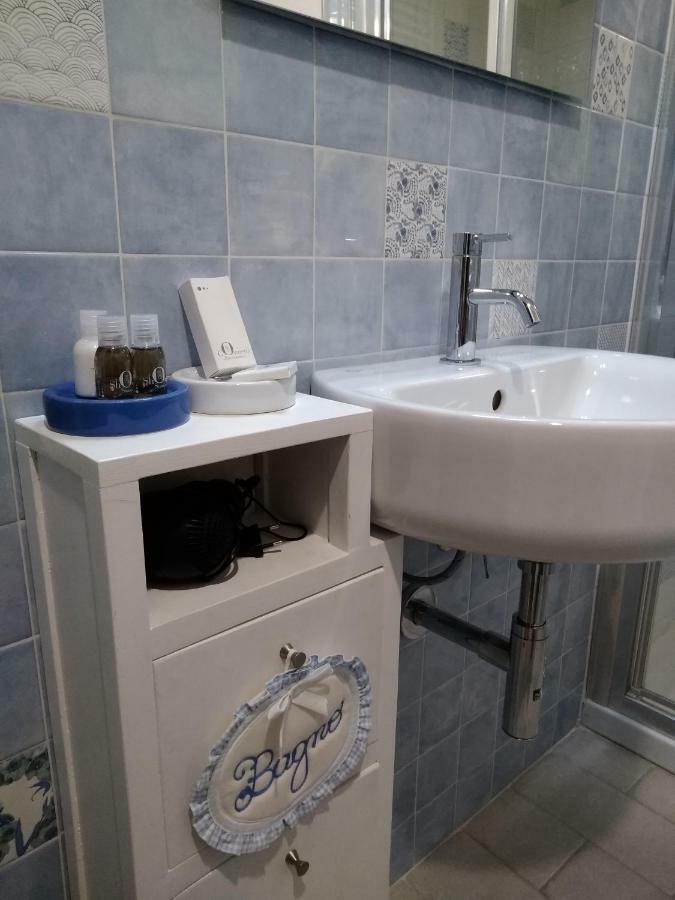 Il Vicolo 48 Bed & Breakfast Pesaro Bagian luar foto